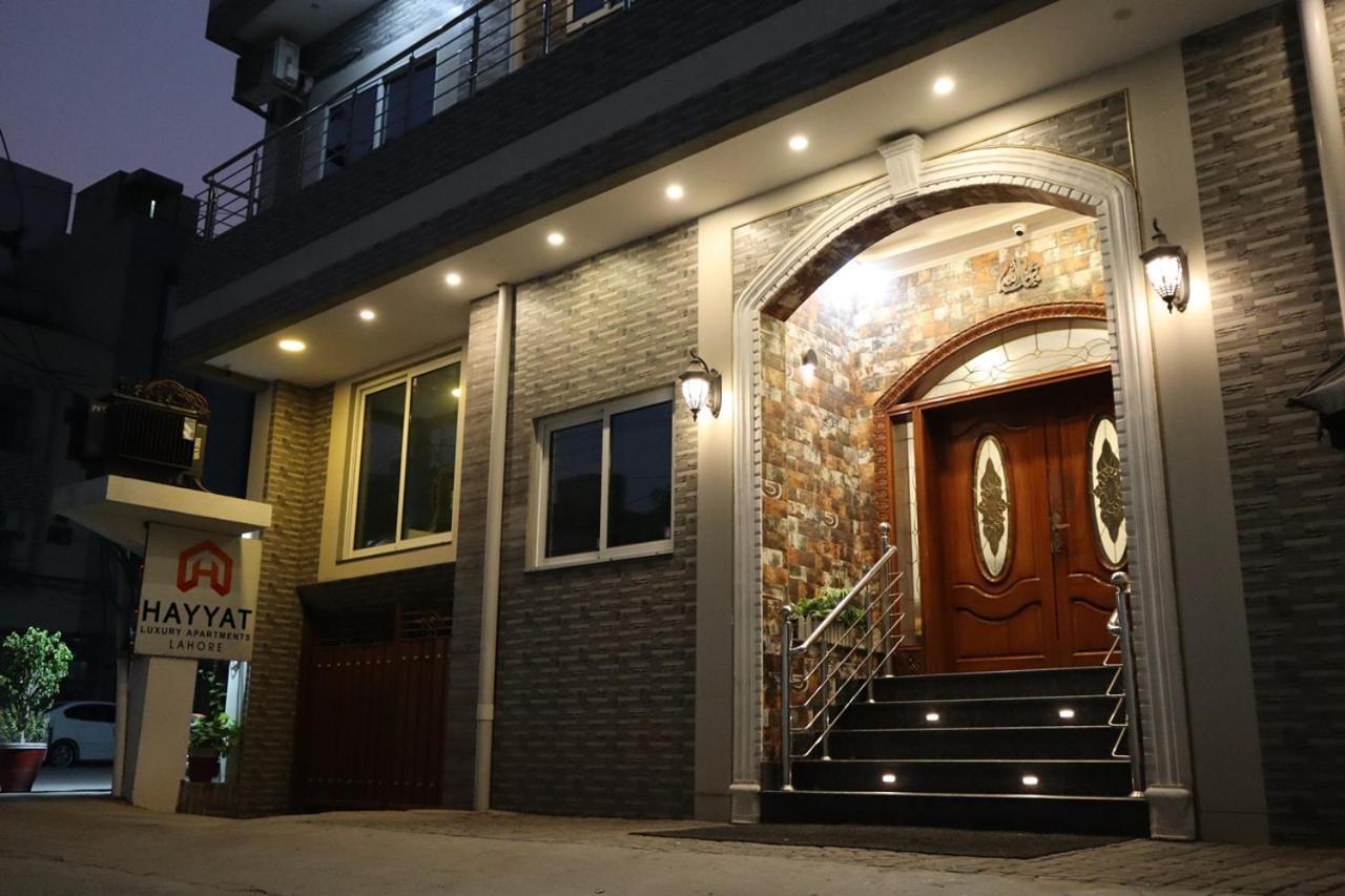 Hayyat Luxury Hotel Suites 라호르 외부 사진