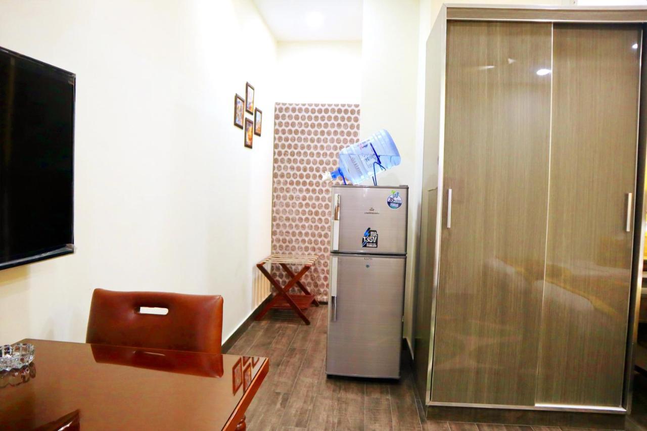Hayyat Luxury Hotel Suites 라호르 외부 사진