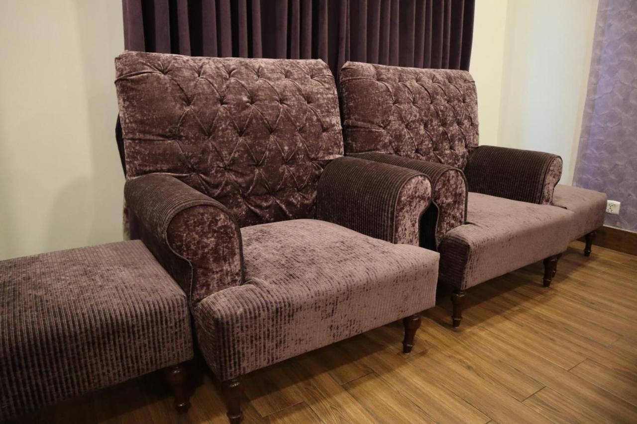Hayyat Luxury Hotel Suites 라호르 외부 사진